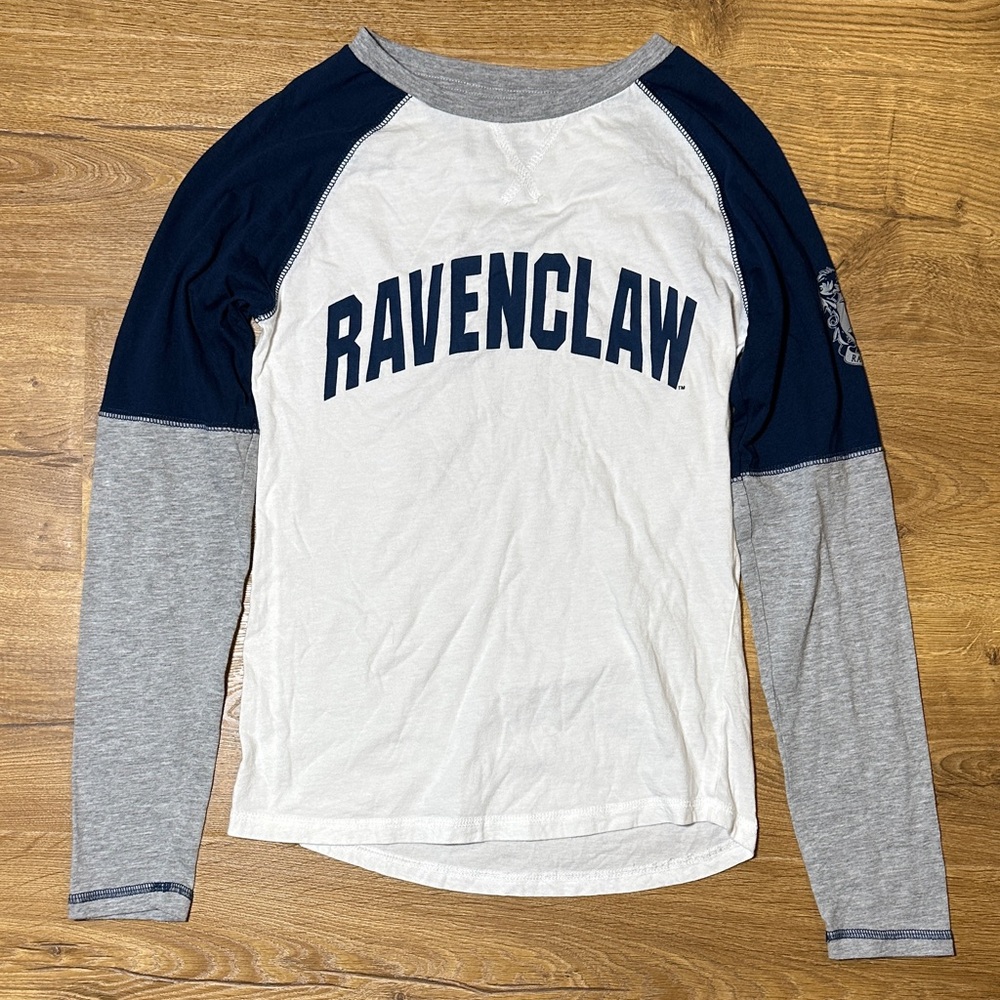 Ravenclaw Harry Potter Raglan Tee - White, Navy & Gray Small